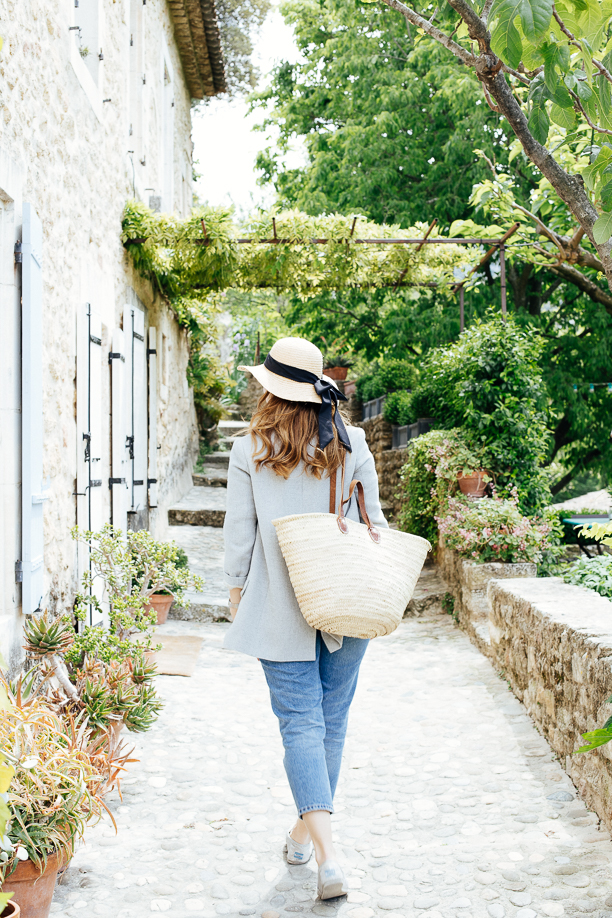 Avignon and the French countryside 