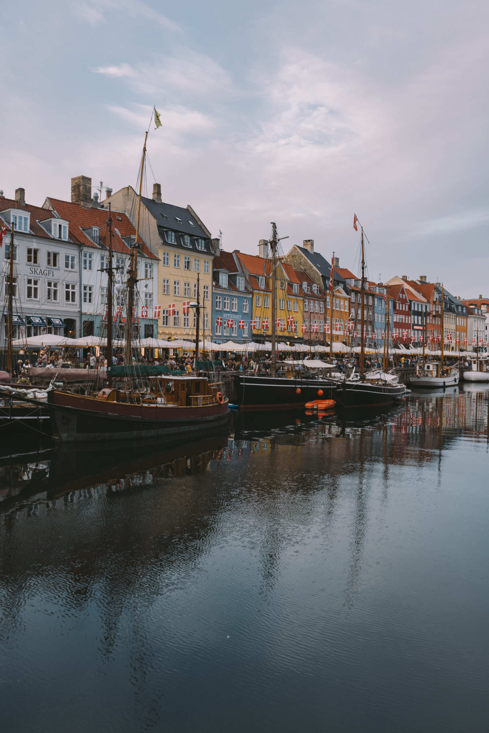 the famous Nyhavn harbor