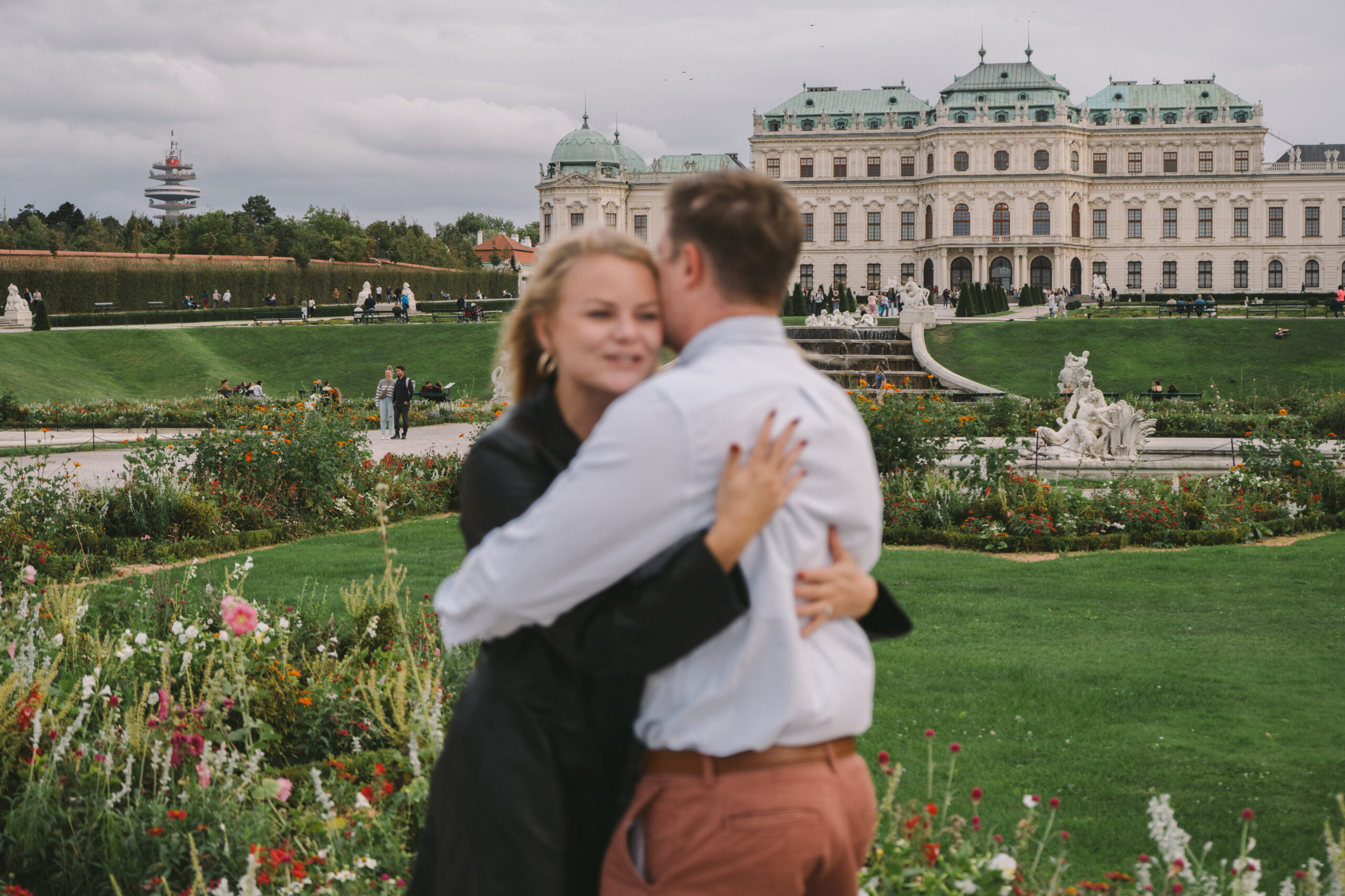 Surprise engagement photo shoot in Vienna