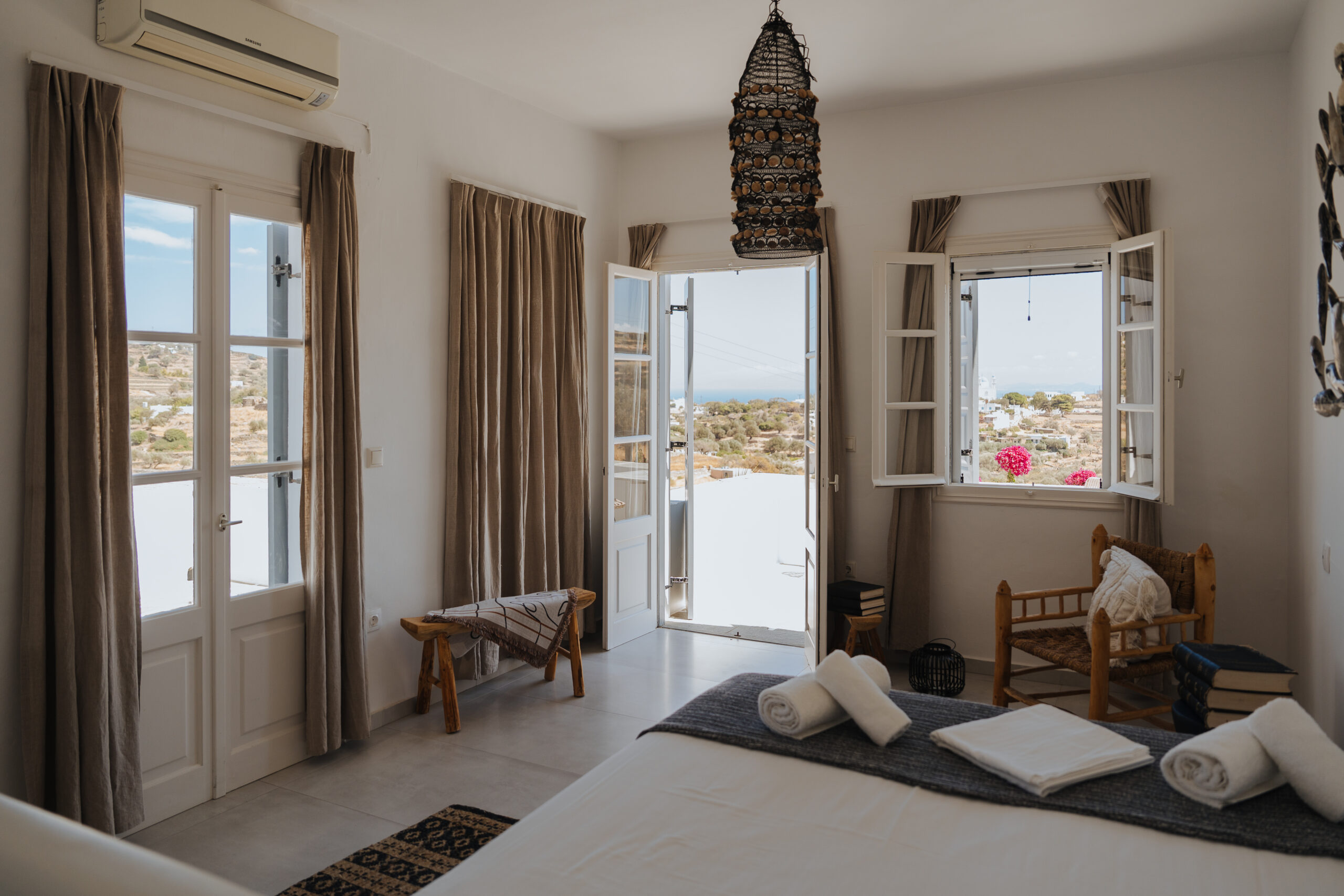 Nissos suites hotel - best small boutique hotel on Sifnos island